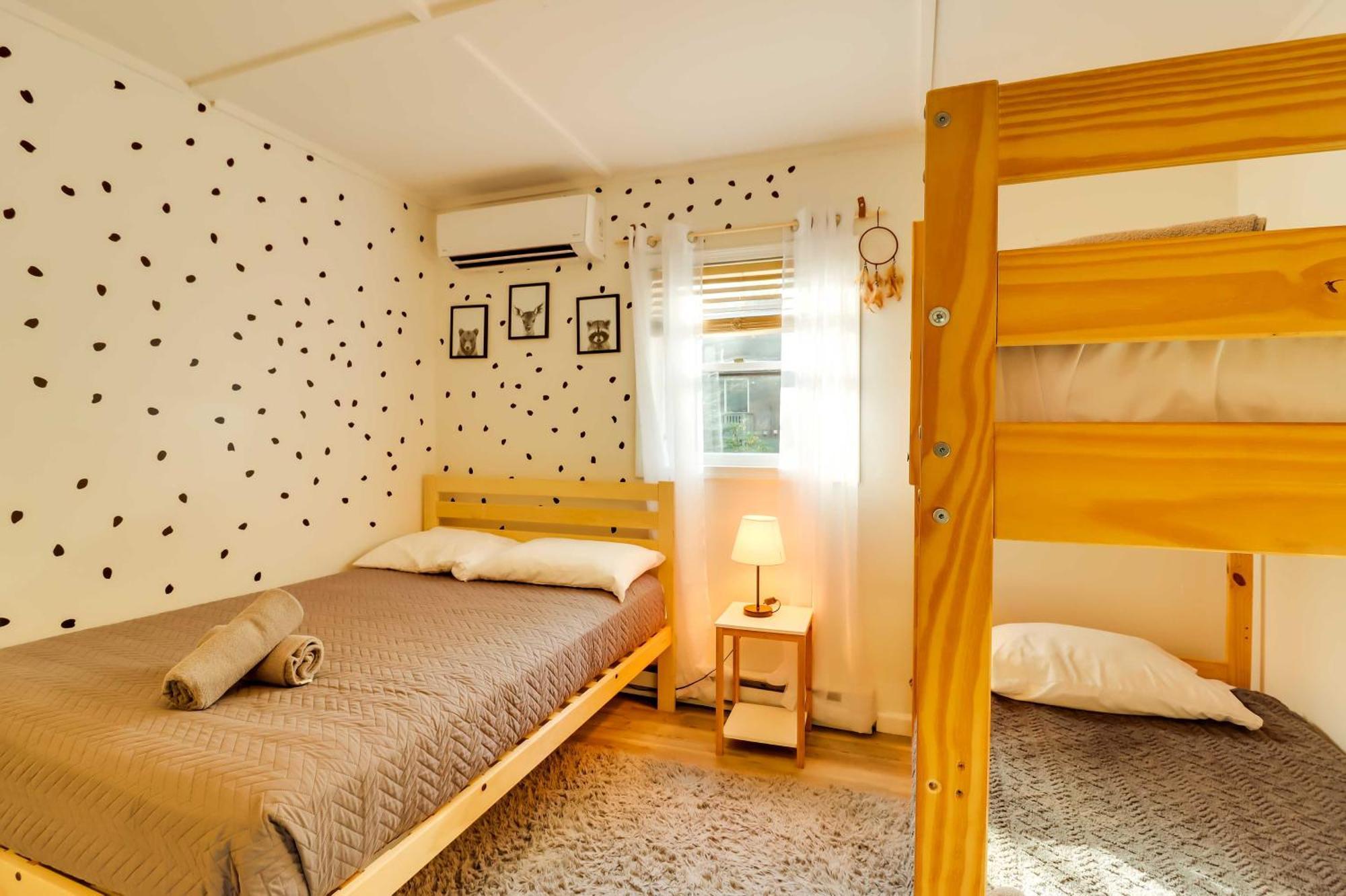 Poconos Ski Retreat With Sauna, Hot Tub, And Game Room Лейк-Гармоні Екстер'єр фото
